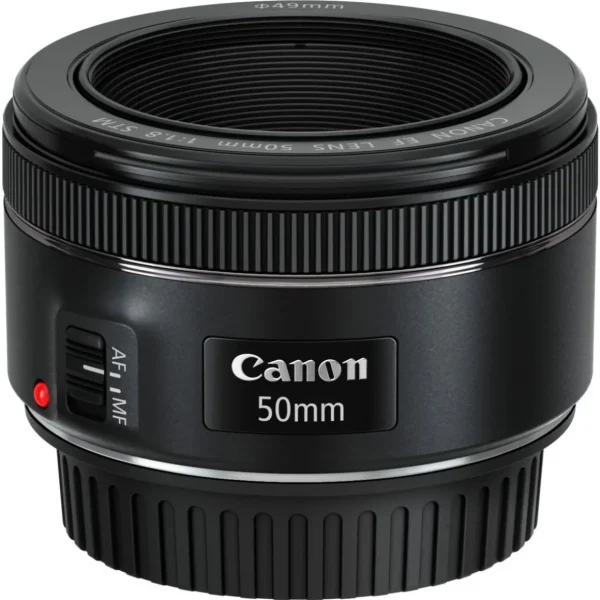 Appareil photo Reflex EOS 2000D Noir + objectif EF-S 18-55 IS II + objectif EF 50 MM F / 1.8 STM