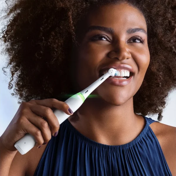 Brosse à dents électrique IO 4 - Blanc