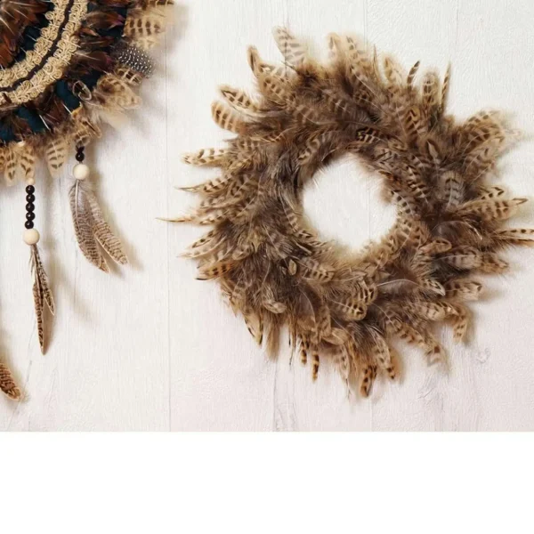 Couronne de plumes tigrées 28 cm