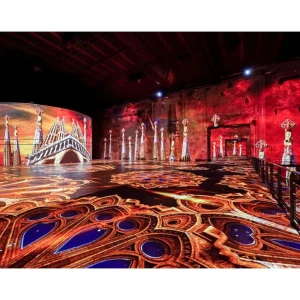 Journée à Bordeaux : 2 entrées adulte pour les Bassins des Lumières - Coffret Cadeau Sport & Aventure