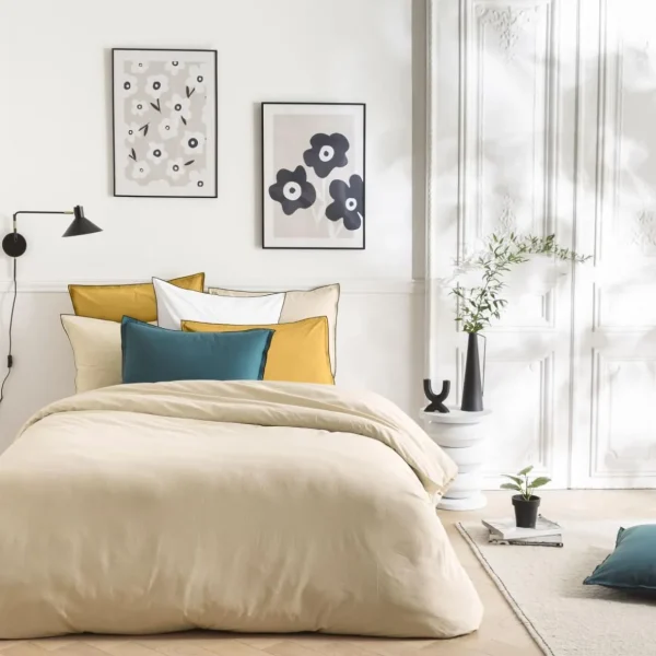 Parure de lit unie en coton finition bourdon