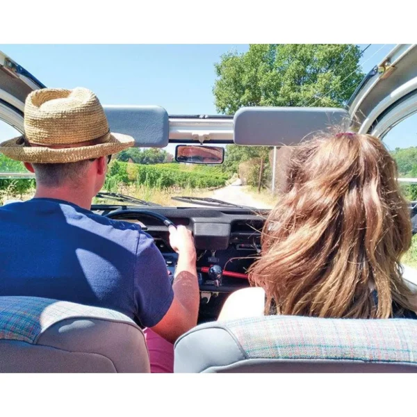 Promenade de 4h en 2 CV sur le thème de l'huile d'olive avec dégustation - Coffret Cadeau Sport & Aventure